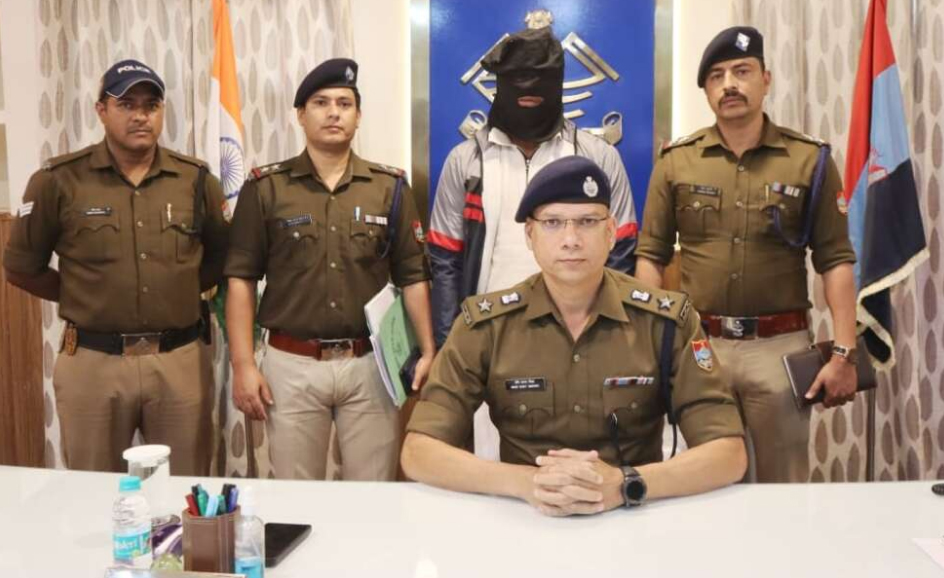 उत्तराखंड: विधायकों से रंगदारी मांगने वाला मास्टरमाइंड गिरफ्तार, गृहमंत्री के बेटे के नाम से किया था फोन