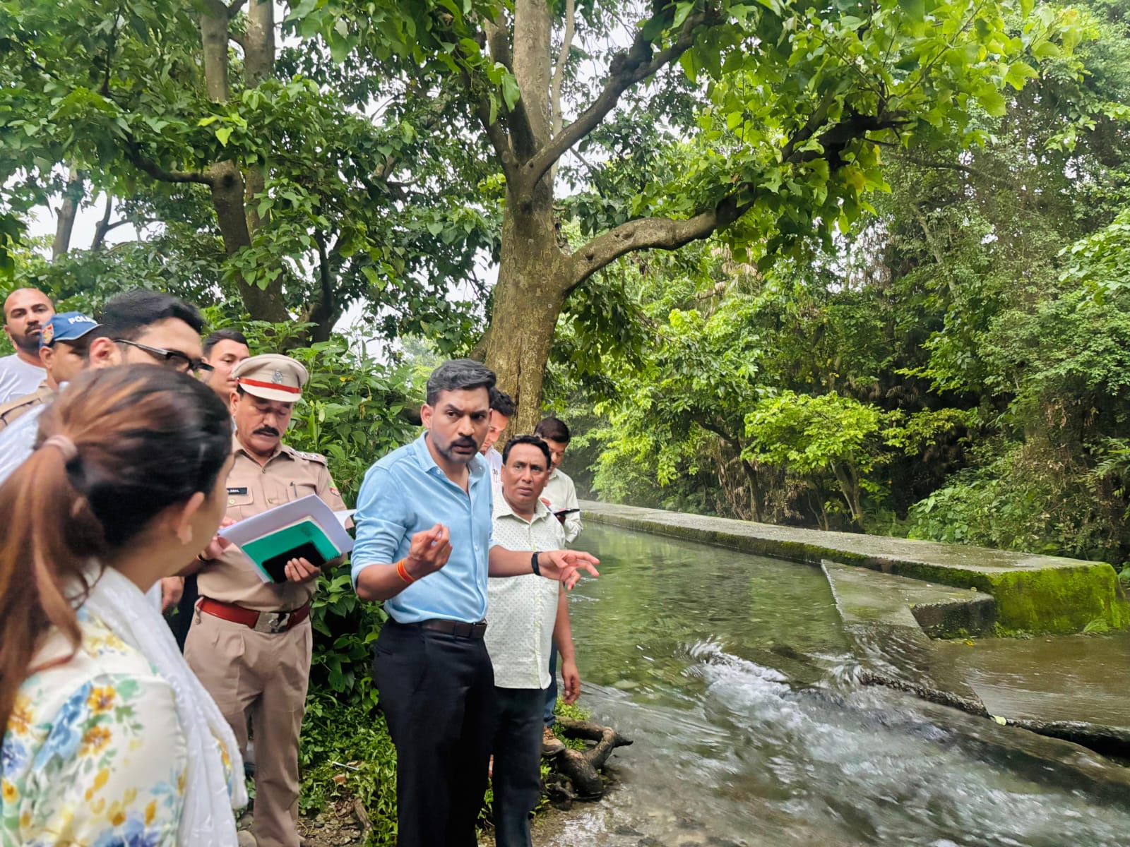 गूलर घाटी में बनेगा ईको पार्क, प्राकृतिक जलस्रोत के संरक्षण की कार्ययोजना-डीएम